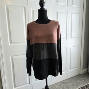 Nine Britton Textured Knit Top in Pink and Brown